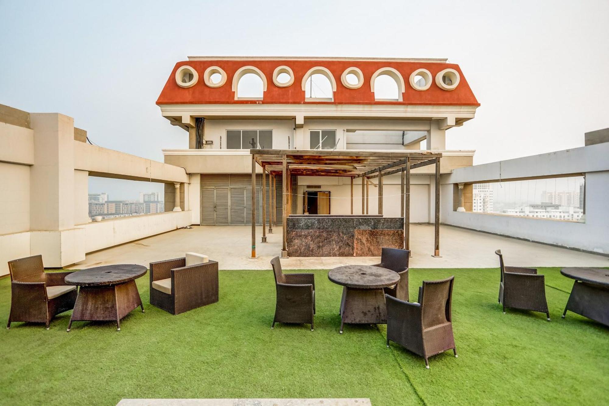 Collection O Limewood Stay Gurgaon Exterior photo